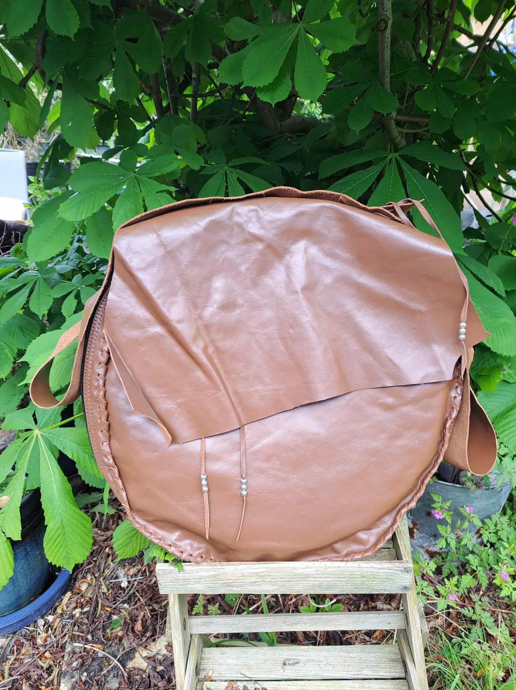 Tas voor je sjamanendrum van Leer